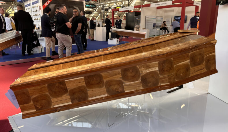 cofano picasso in legno pregiato di teak