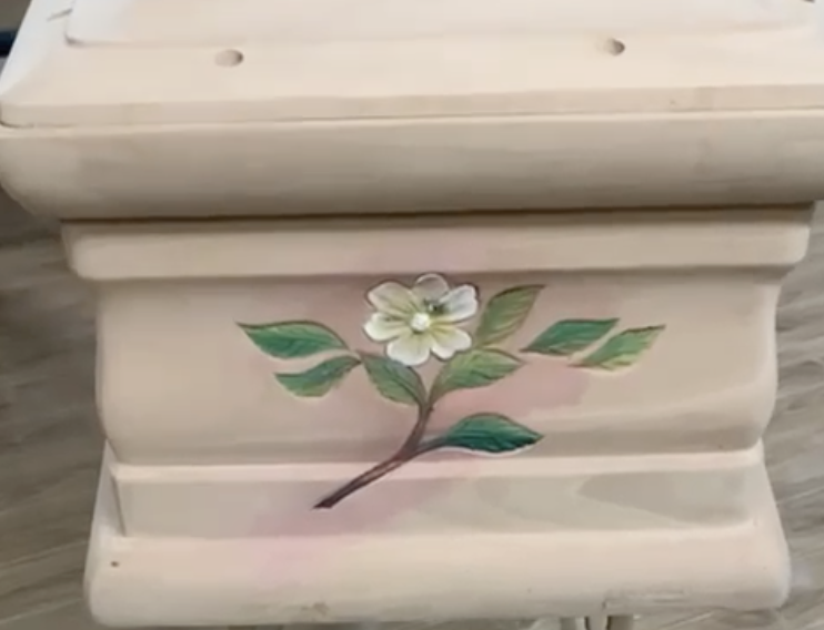 cofano decorato fiori